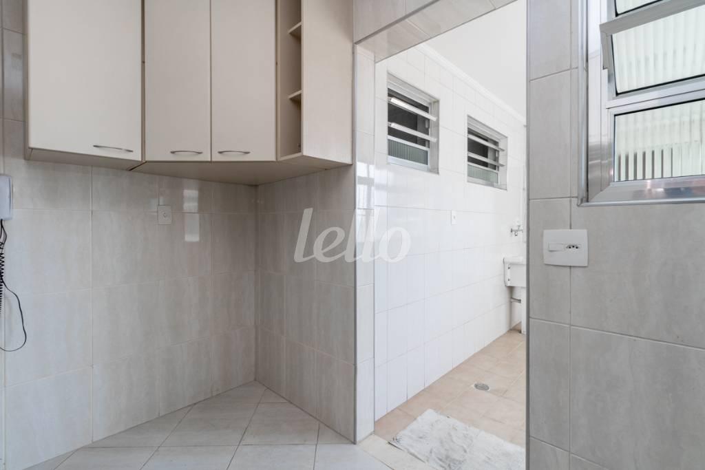 19 COZINHA de Apartamento para alugar, Padrão com 96 m², 2 quartos e 1 vaga em Vila Romana - São Paulo