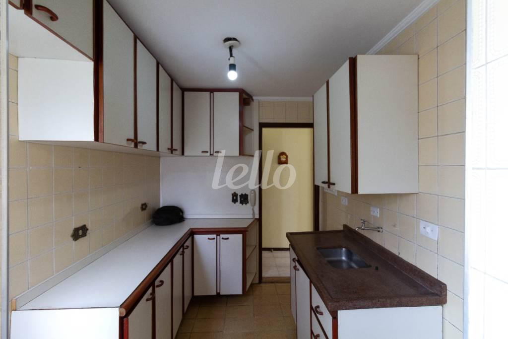 COZINHA de Apartamento para alugar, Padrão com 60 m², 2 quartos e 1 vaga em Vila Cachoeira - São Paulo
