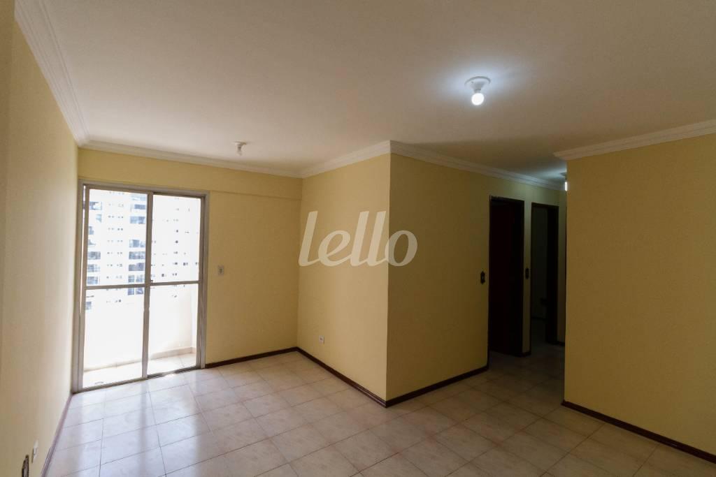 SALA de Apartamento para alugar, Padrão com 60 m², 2 quartos e 1 vaga em Vila Cachoeira - São Paulo