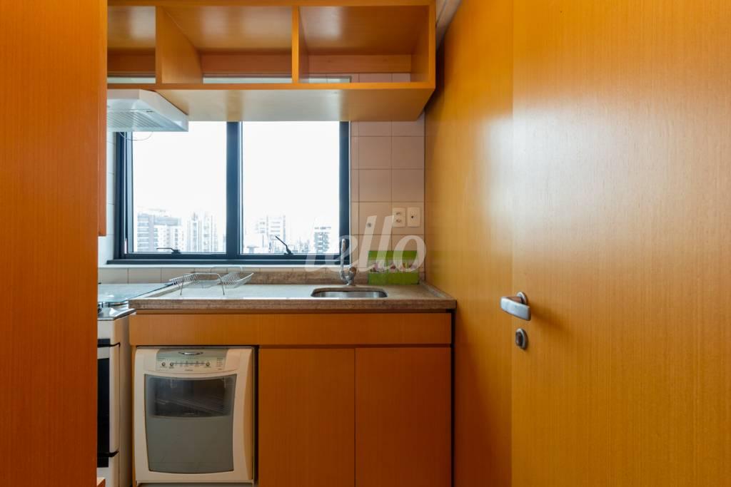 COZINHA de Apartamento para alugar, Padrão com 75 m², 2 quartos e 2 vagas em Indianópolis - São Paulo