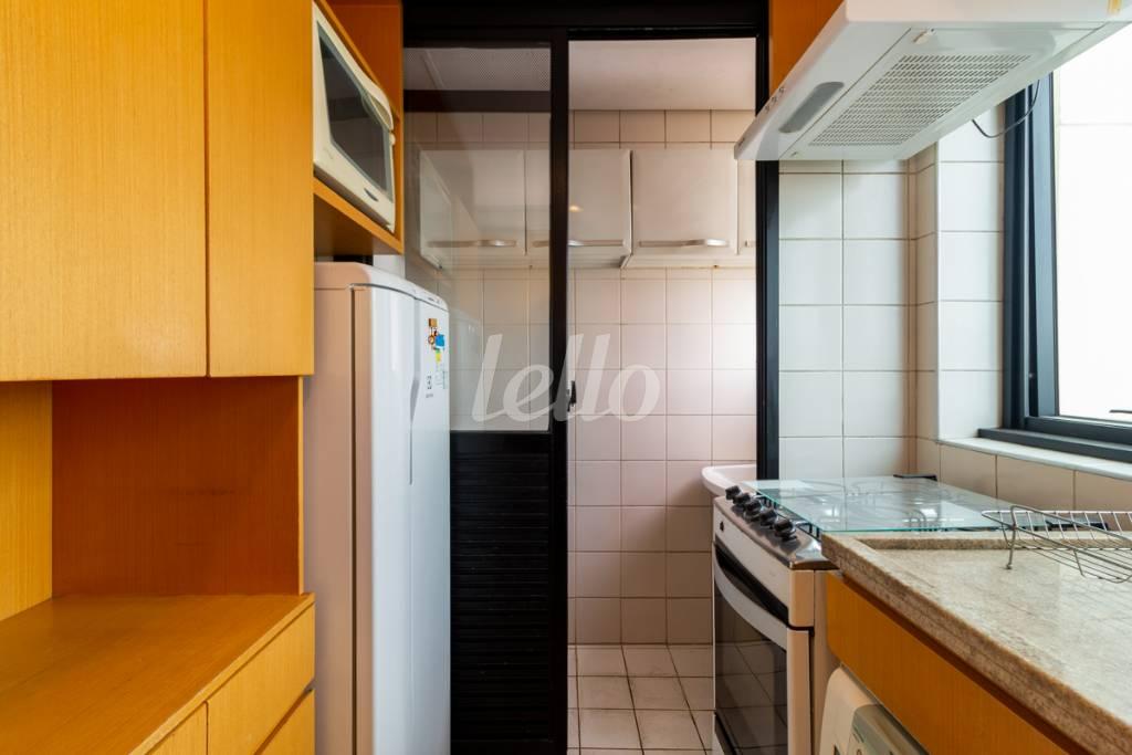 COZINHA de Apartamento para alugar, Padrão com 75 m², 2 quartos e 2 vagas em Indianópolis - São Paulo
