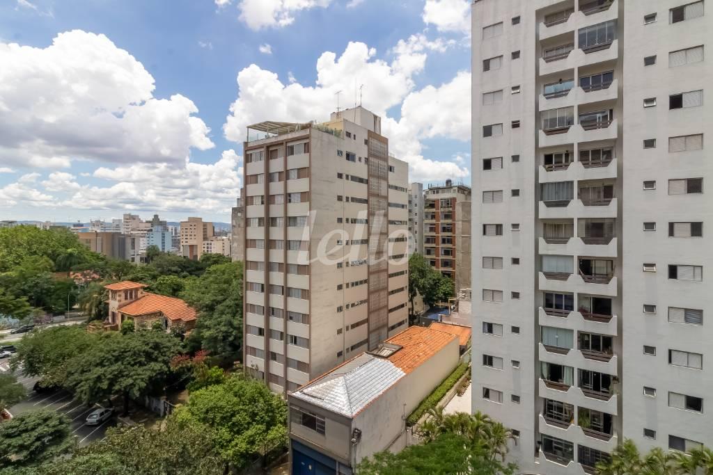 VISTA de Apartamento à venda, Padrão com 212 m², 3 quartos e 1 vaga em Consolação - São Paulo