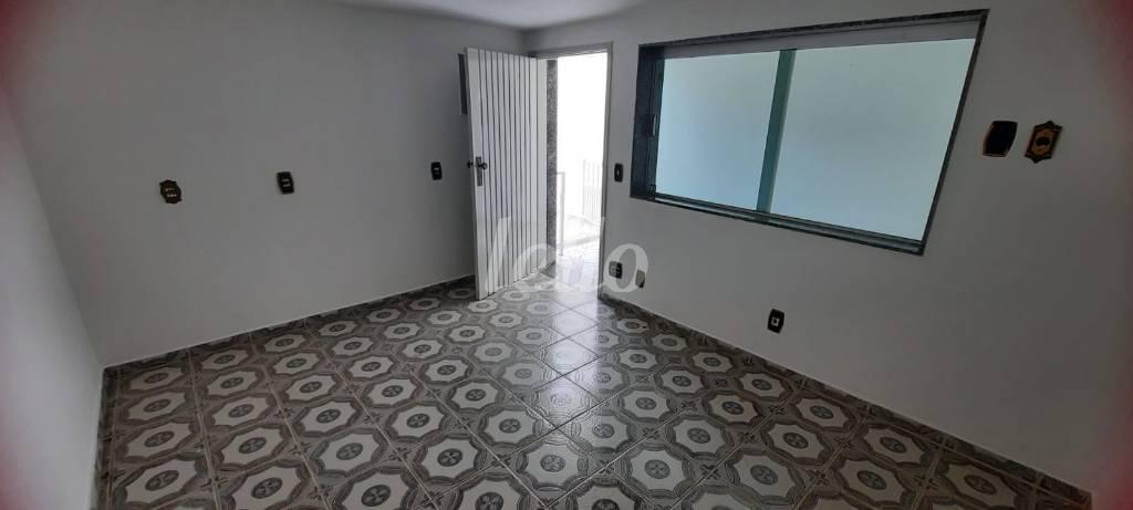 ESCRITÓRIO de Casa à venda, térrea com 250 m², 3 quartos e 2 vagas em Vila Zelina - São Paulo