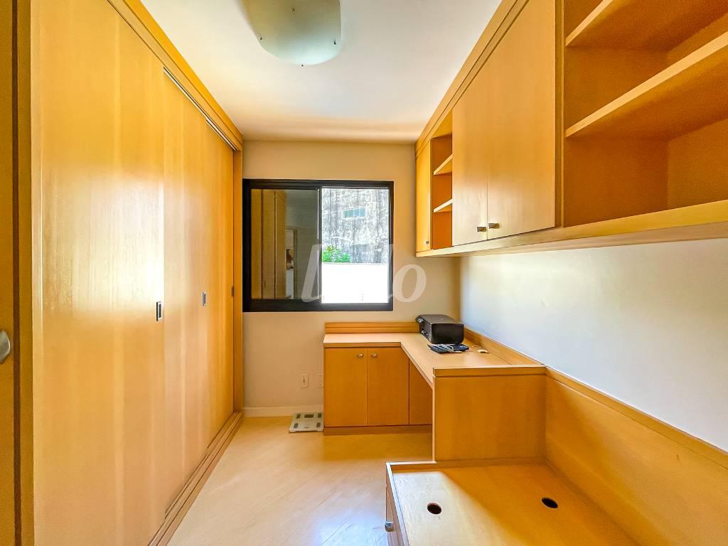 DORMITORIO 2 de Apartamento à venda, Padrão com 56 m², 2 quartos e 1 vaga em Vila Bertioga - São Paulo