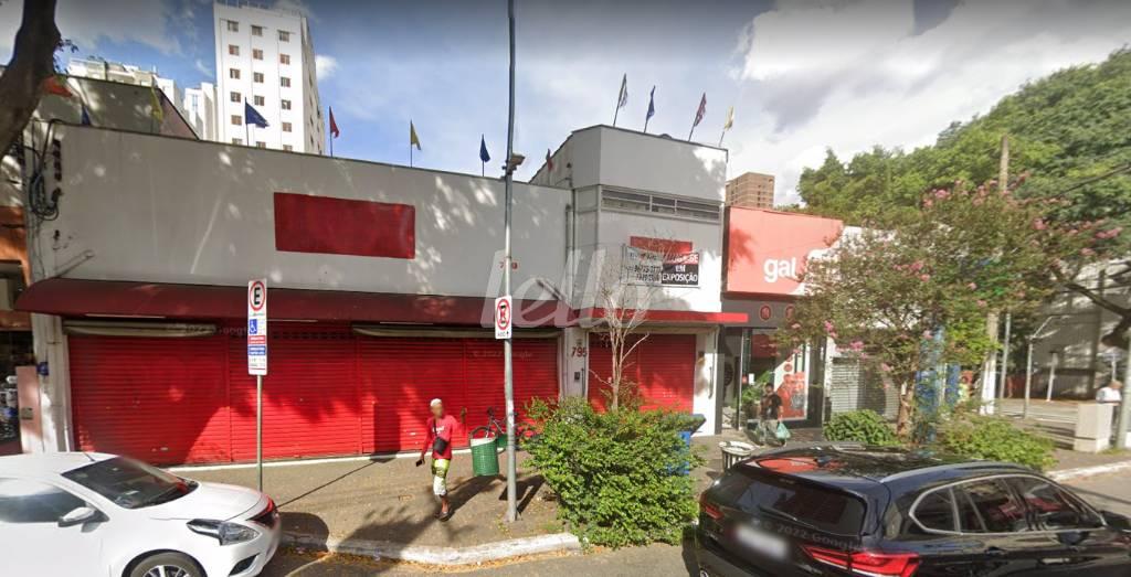 FACHADA de Loja para alugar, Padrão com 719 m², e em Vila Nova Conceição - São Paulo
