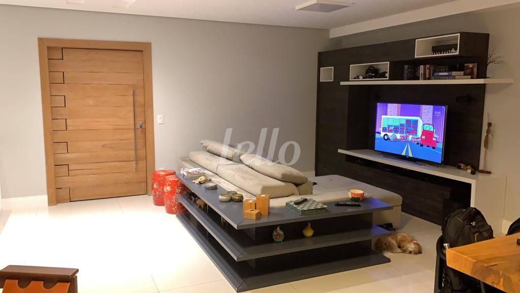 SALA de Apartamento à venda, Padrão com 192 m², e em Vila Gilda - Santo André