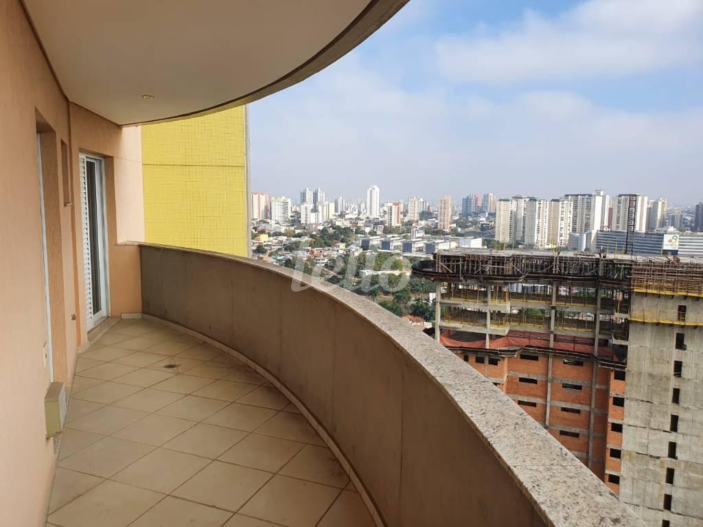 SACADA SUITE de Apartamento à venda, Duplex com 290 m², 5 quartos e 6 vagas em Vila Assunção - Santo André