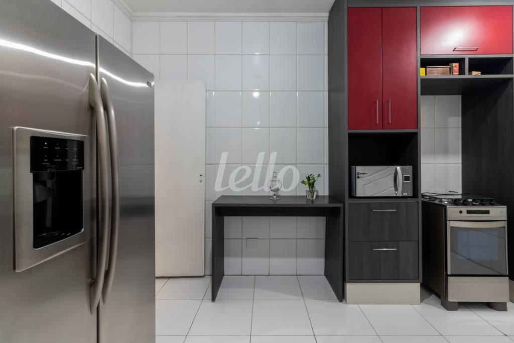 COZINHA de Casa para alugar, sobrado com 285 m², 3 quartos e 2 vagas em Planalto Paulista - São Paulo