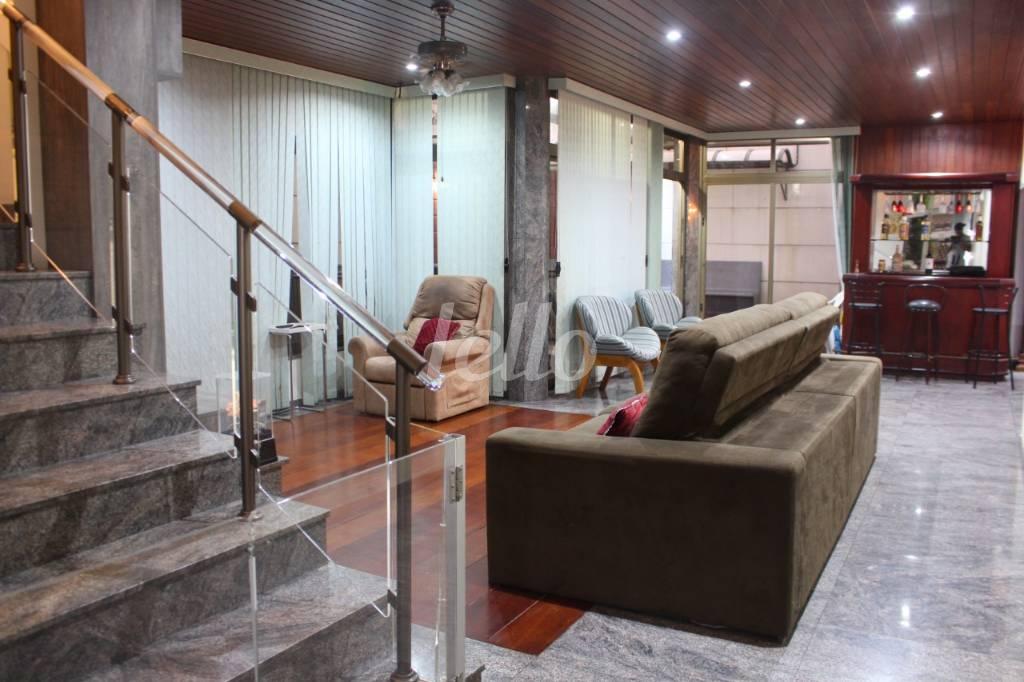SALA de Casa à venda, sobrado com 320 m², 3 quartos e 5 vagas em Maranhão - São Paulo
