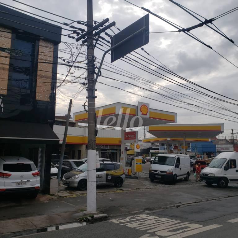 ÁREA EXTERNA de Loja à venda, Padrão com 162 m², e 2 vagas em Vila Carrão - São Paulo