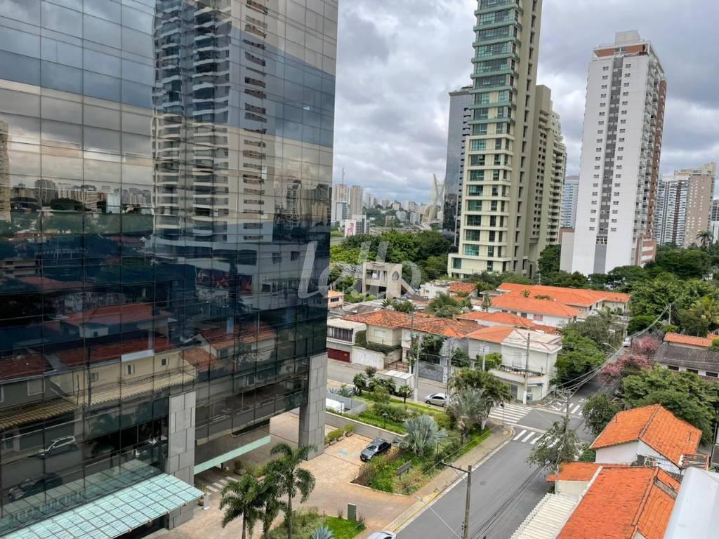VISTA de Apartamento à venda, Padrão com 134 m², 2 quartos e 2 vagas em Cidade Monções - São Paulo