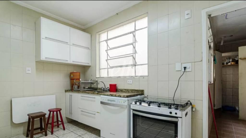 COZINHA de Apartamento à venda, Padrão com 140 m², 3 quartos e 1 vaga em Jardim Paulista - São Paulo