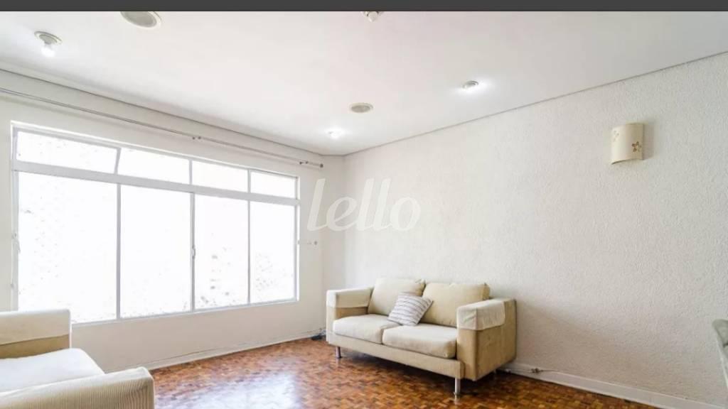 SALA de Apartamento à venda, Padrão com 140 m², 3 quartos e 1 vaga em Jardim Paulista - São Paulo