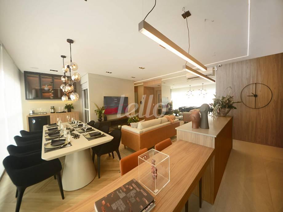 LIVING de Apartamento à venda, Padrão com 112 m², 3 quartos e 2 vagas em Ipiranga - São Paulo