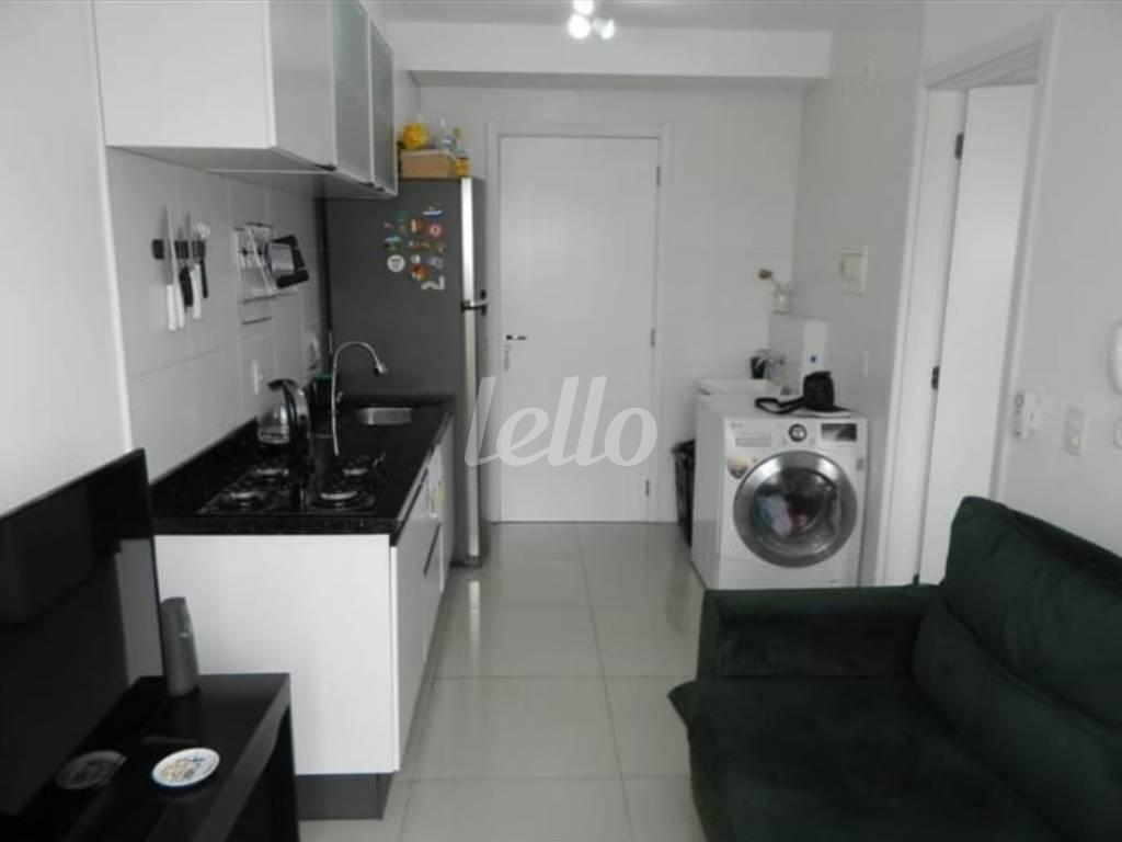 SALA/COZINHA de Apartamento à venda, Padrão com 27 m², 1 quarto e em Vila Alpina - São Paulo