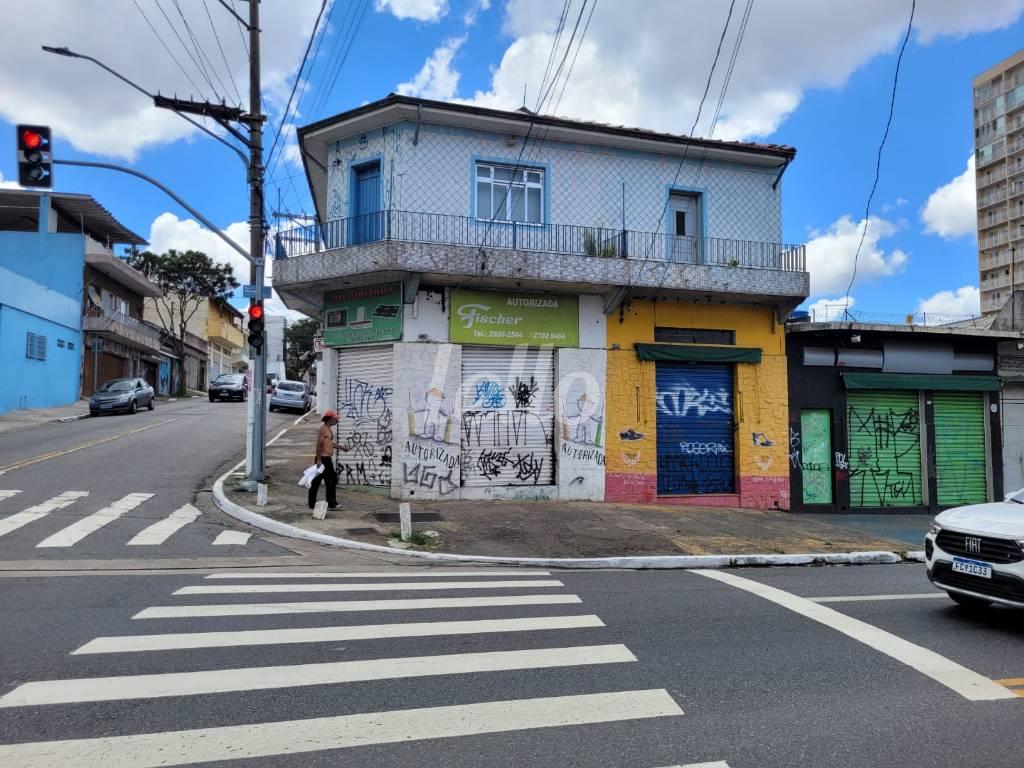 FACHADA de Prédio Comercial à venda, Monousuário com 450 m², e em Vila Ema - São Paulo