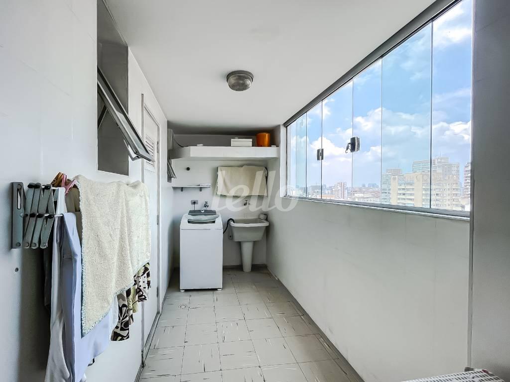 ÁREA DE SERVIÇO de Apartamento à venda, Padrão com 115 m², 3 quartos e 1 vaga em Pinheiros - São Paulo