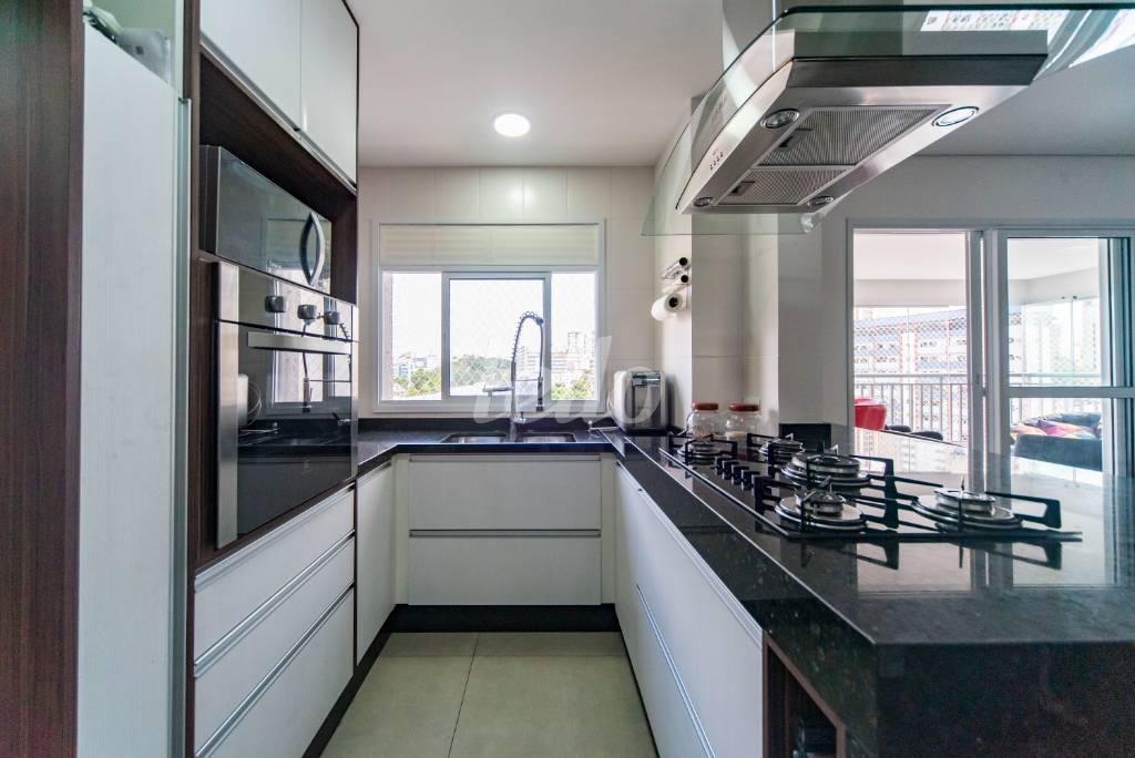 COZINHA de Apartamento à venda, Padrão com 129 m², 4 quartos e 2 vagas em Centro - Santo André