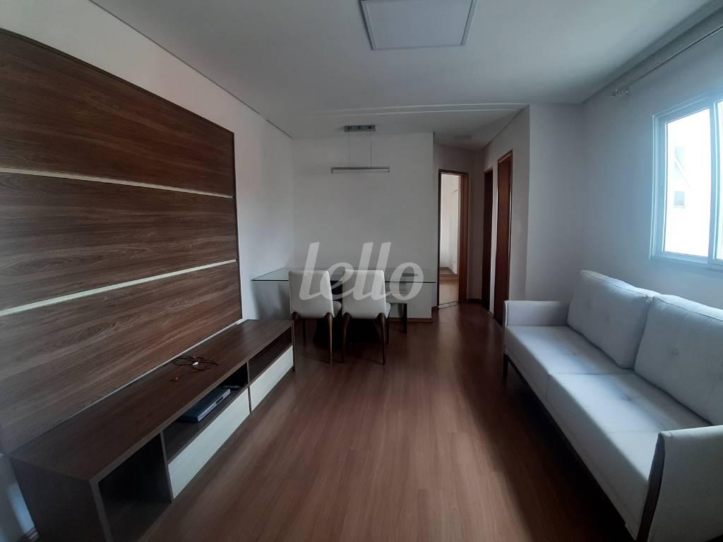 01-SALA de Apartamento à venda, cobertura - Padrão com 50 m², 2 quartos e 2 vagas em Parque Das Nações - Santo André