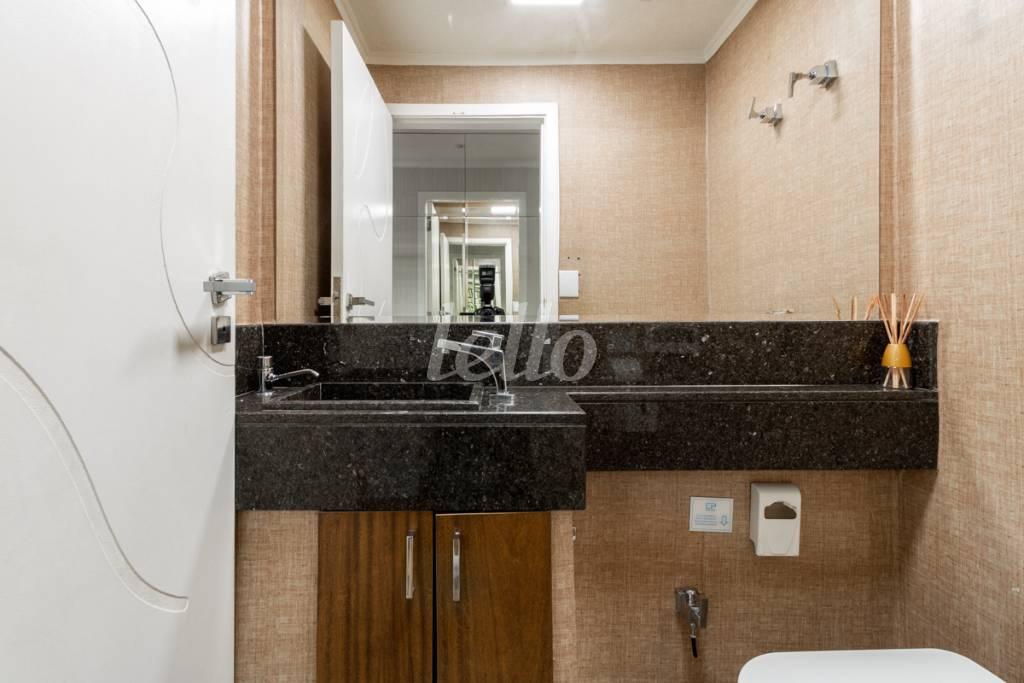 BANHEIRO1 de Sala / Conjunto para alugar, Padrão com 150 m², e 2 vagas em Consolação - São Paulo