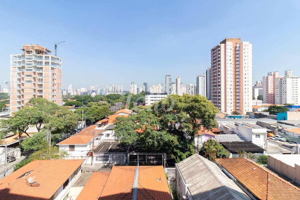 VISTA de Apartamento à venda, Padrão com 78 m², 2 quartos e 1 vaga em Vila Olímpia - São Paulo
