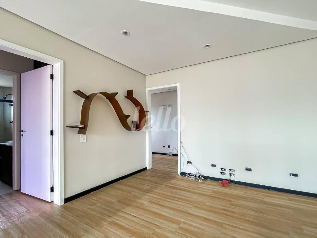 LIVING  2 ANDAR de Apartamento à venda, Duplex com 135 m², 2 quartos e 2 vagas em Pinheiros - São Paulo