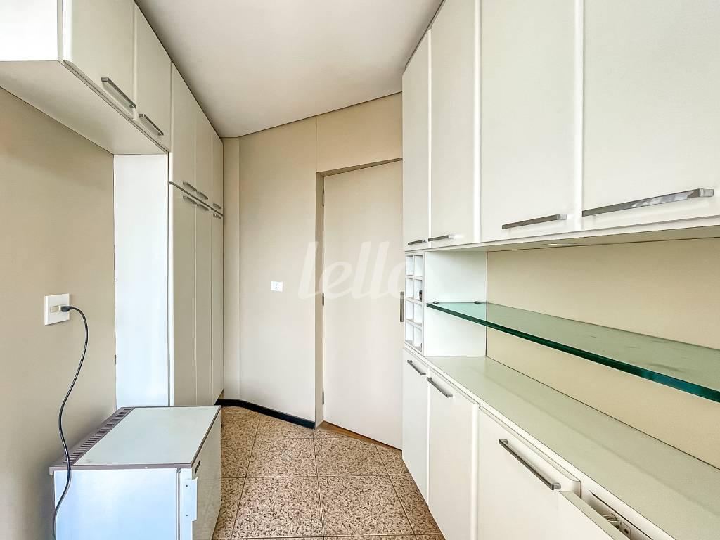 COZINHA de Apartamento à venda, Duplex com 135 m², 2 quartos e 2 vagas em Pinheiros - São Paulo