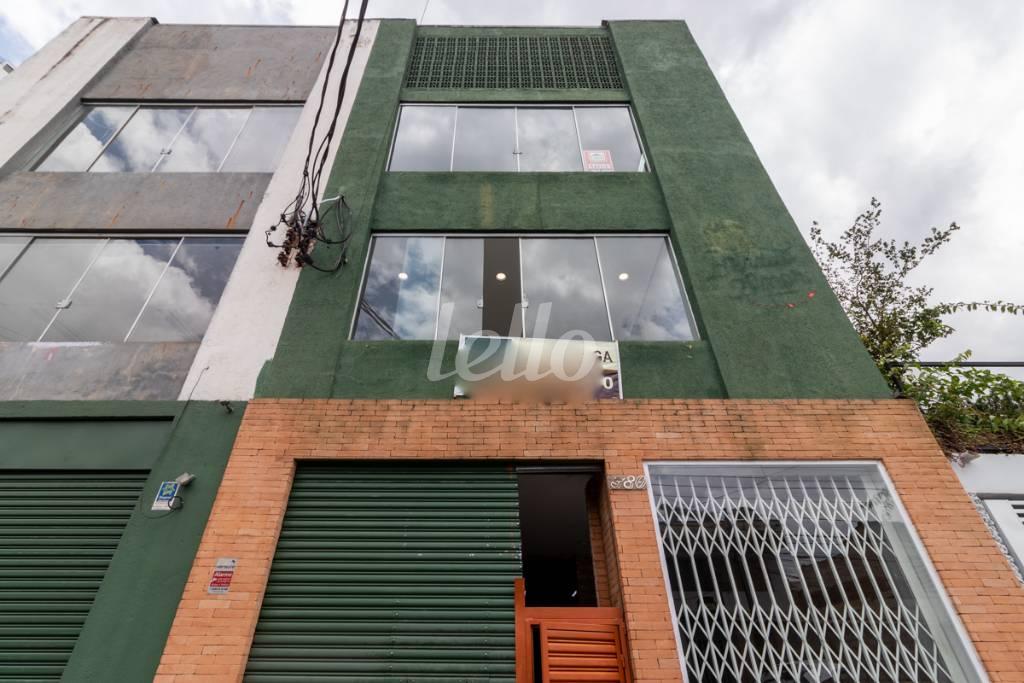 FACHADA de Prédio Comercial à venda, Monousuário com 360 m², e em Vila Ipojuca - São Paulo