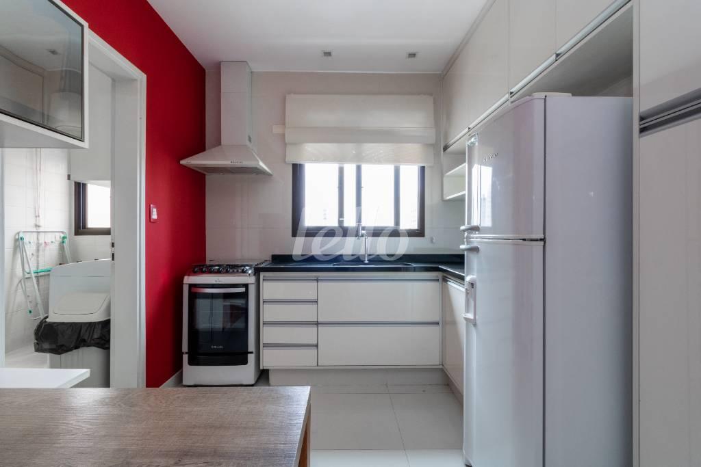 COZINHA de Apartamento à venda, cobertura - Padrão com 204 m², 2 quartos e 2 vagas em Pinheiros - São Paulo