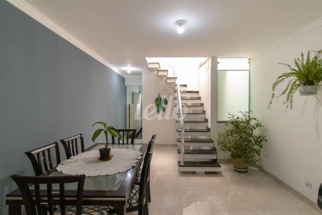 SALA JANTAR de Casa à venda, sobrado com 143 m², 3 quartos e 3 vagas em Vila Carrão - São Paulo