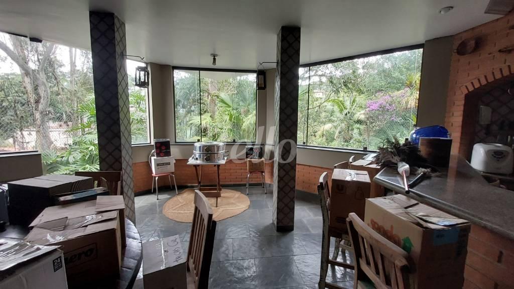 ESPAÇO GOURMET de Casa à venda, sobrado com 384 m², 3 quartos e 3 vagas em Vila Albertina - São Paulo