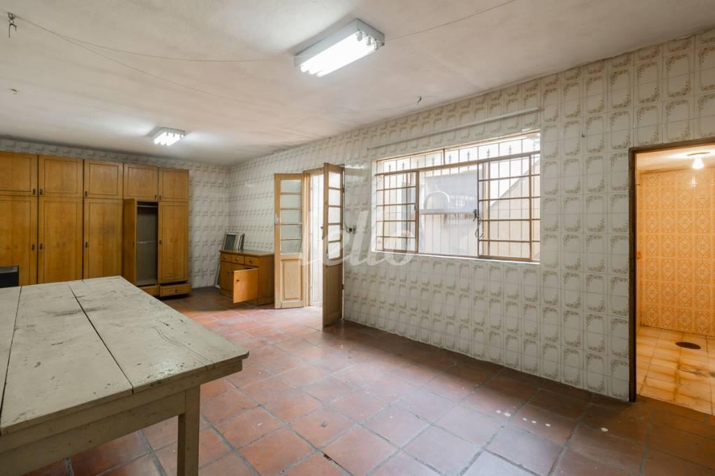 SALÃO de Casa para alugar, térrea com 256 m², 3 quartos e 3 vagas em Mooca - São Paulo