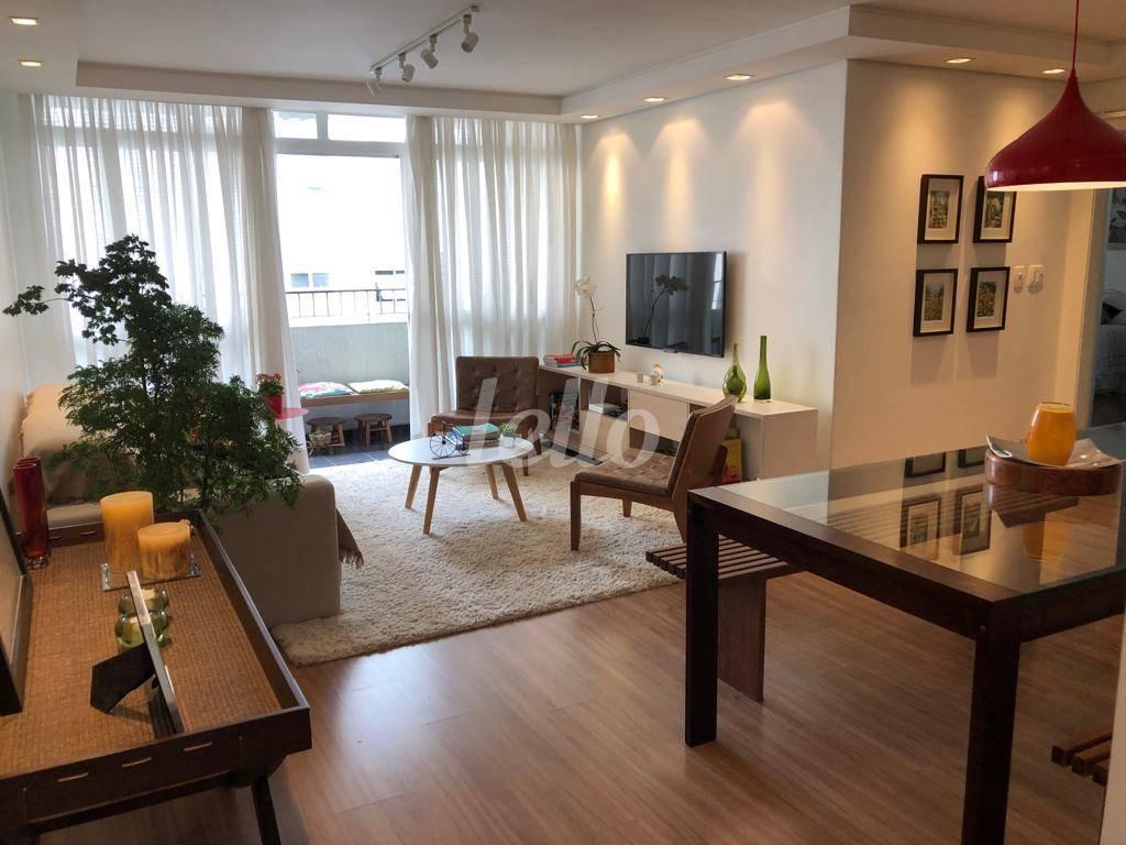 SALA de Apartamento à venda, Padrão com 100 m², 4 quartos e 1 vaga em Vila Uberabinha - São Paulo