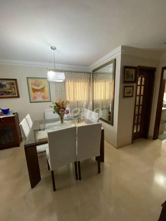 LIVING de Apartamento à venda, Padrão com 91 m², 3 quartos e 2 vagas em Vila Mariana - São Paulo
