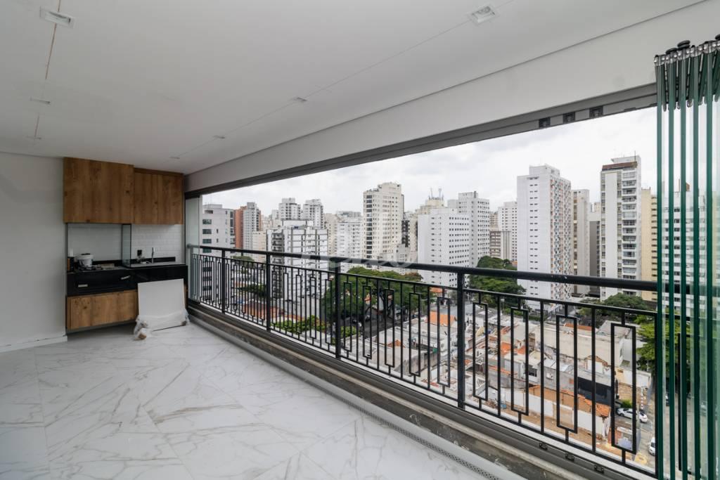 VARANDA de Apartamento à venda, Padrão com 149 m², 3 quartos e 2 vagas em Indianópolis - São Paulo