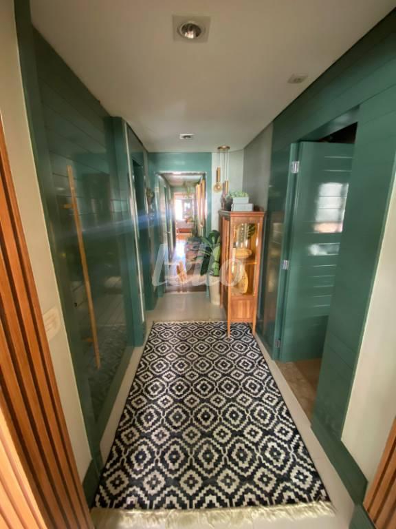 CORREDOR de Apartamento à venda, Padrão com 203 m², 4 quartos e 3 vagas em Tatuapé - São Paulo
