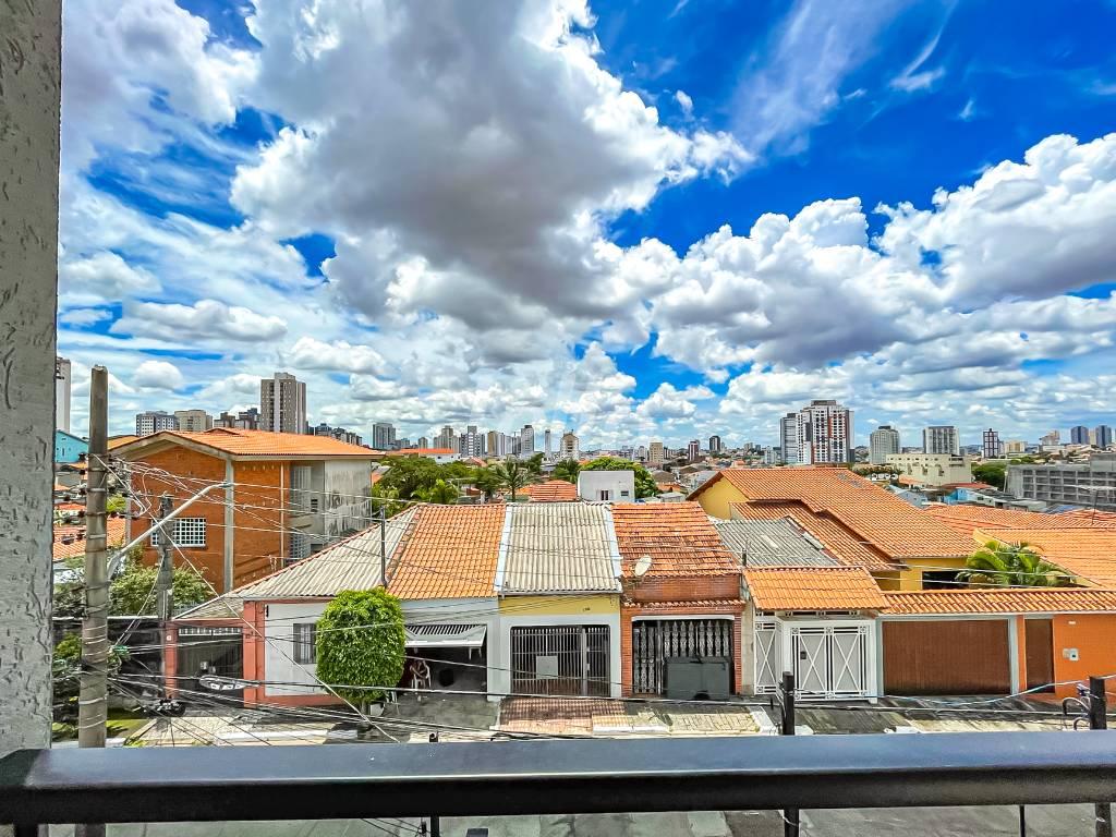 VISTA DA SACADA de Casa à venda, sobrado com 159 m², 3 quartos e 4 vagas em Vila Beatriz - São Paulo