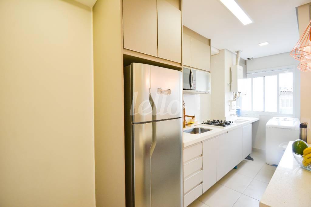 COZINHA de Apartamento à venda, Padrão com 42 m², 2 quartos e 1 vaga em Vila Galvão - Guarulhos