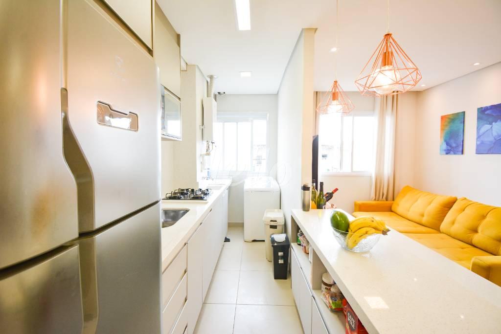 COZINHA de Apartamento à venda, Padrão com 42 m², 2 quartos e 1 vaga em Vila Galvão - Guarulhos