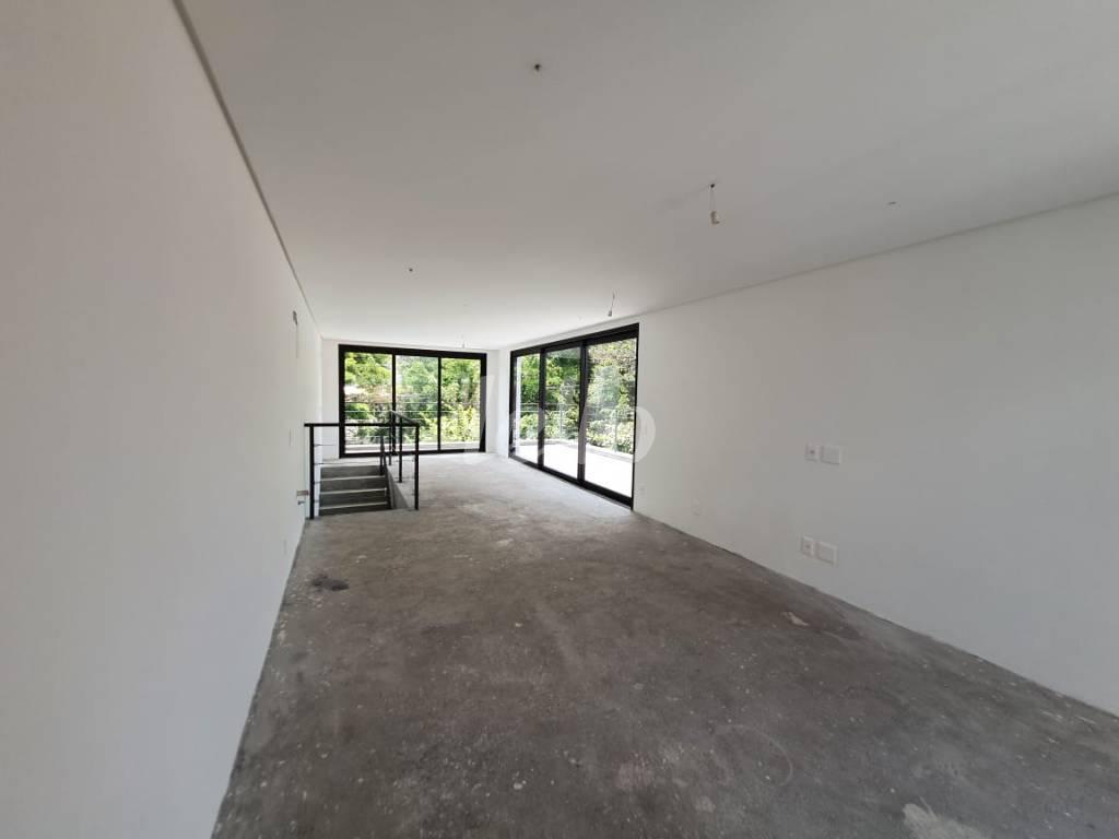 SALA de Casa à venda, sobrado com 318 m², 3 quartos e 2 vagas em Jardim Paulista - São Paulo