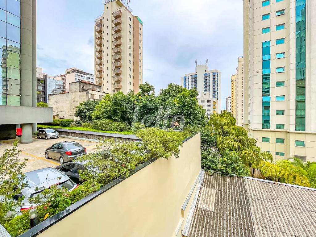 VISTA de Apartamento à venda, Padrão com 133 m², 3 quartos e 1 vaga em Pinheiros - São Paulo
