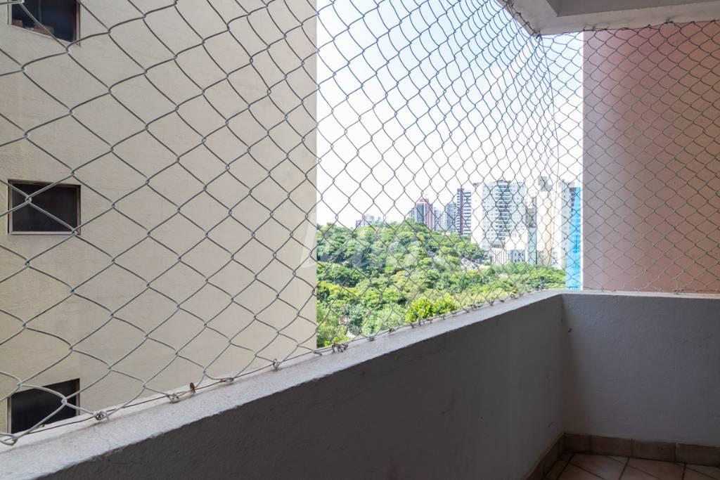 VARANDA de Apartamento à venda, Padrão com 92 m², 3 quartos e 2 vagas em Vila Guarani - São Paulo