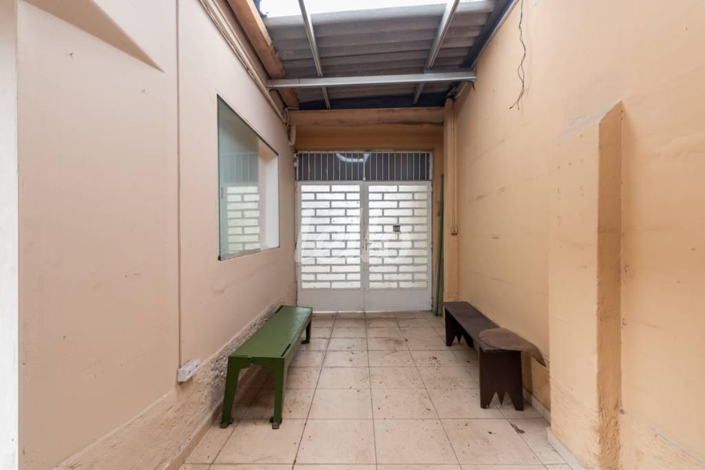 GARAGEM de Casa para alugar, sobrado com 200 m², e 1 vaga em Vila Mariana - São Paulo