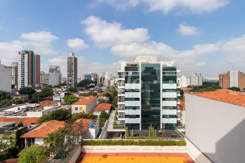 VISTA de Apartamento para alugar, Padrão com 130 m², 3 quartos e 2 vagas em Pinheiros - São Paulo