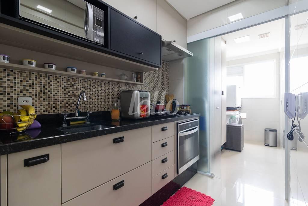 COZINHA de Apartamento à venda, Padrão com 62 m², 2 quartos e 1 vaga em Vila Ema - São Paulo