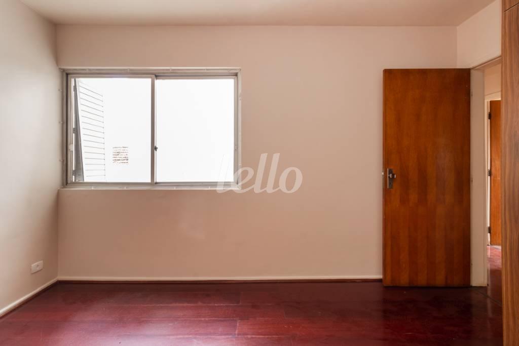 QUARTO 3 de Apartamento para alugar, Padrão com 130 m², 3 quartos e 2 vagas em Pinheiros - São Paulo