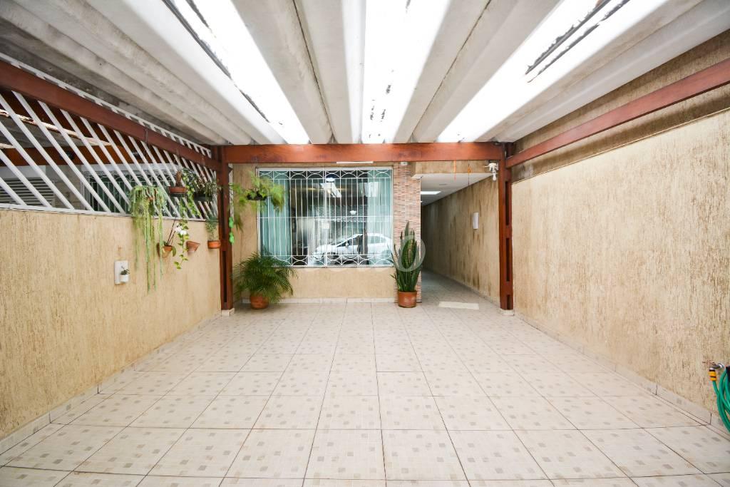 GARAGEM de Casa à venda, sobrado com 163 m², 3 quartos e 2 vagas em Vila Mazzei - São Paulo
