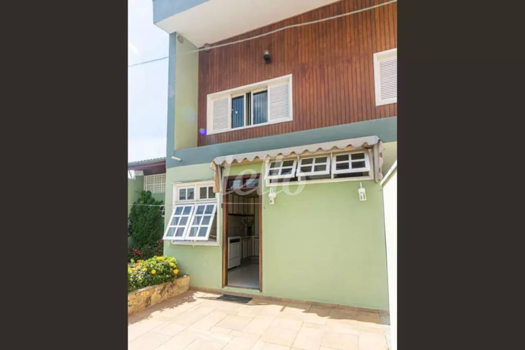 ÁREA EXTERNA de Casa à venda, sobrado com 300 m², 3 quartos e 2 vagas em Vila Vivaldi - São Bernardo do Campo