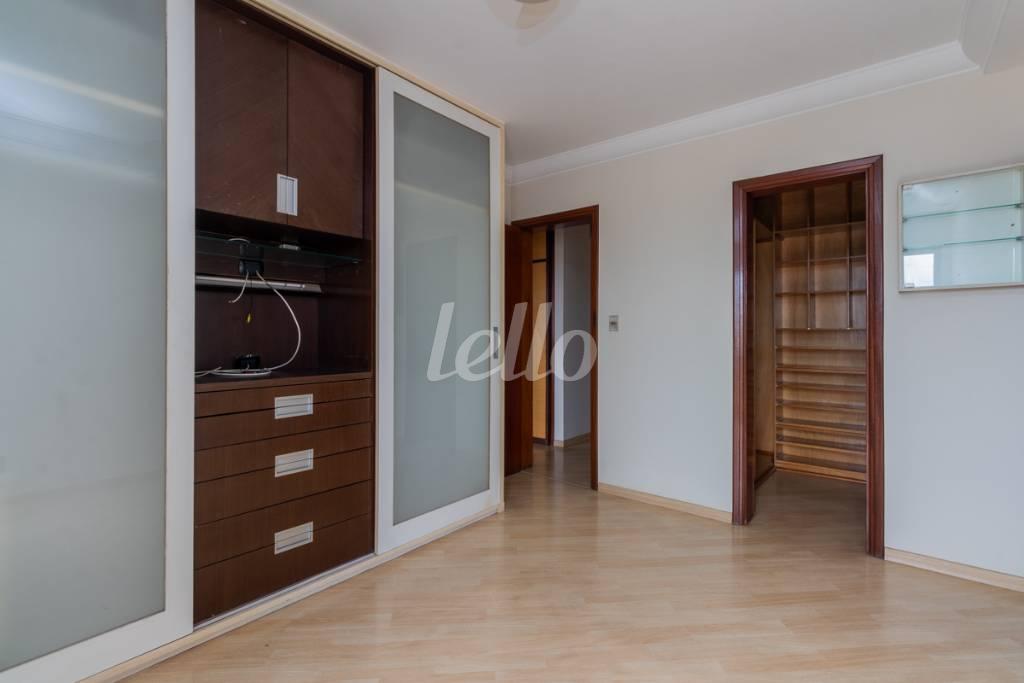 SUÍTE 1 de Apartamento à venda, Padrão com 188 m², 3 quartos e 3 vagas em Água Fria - São Paulo