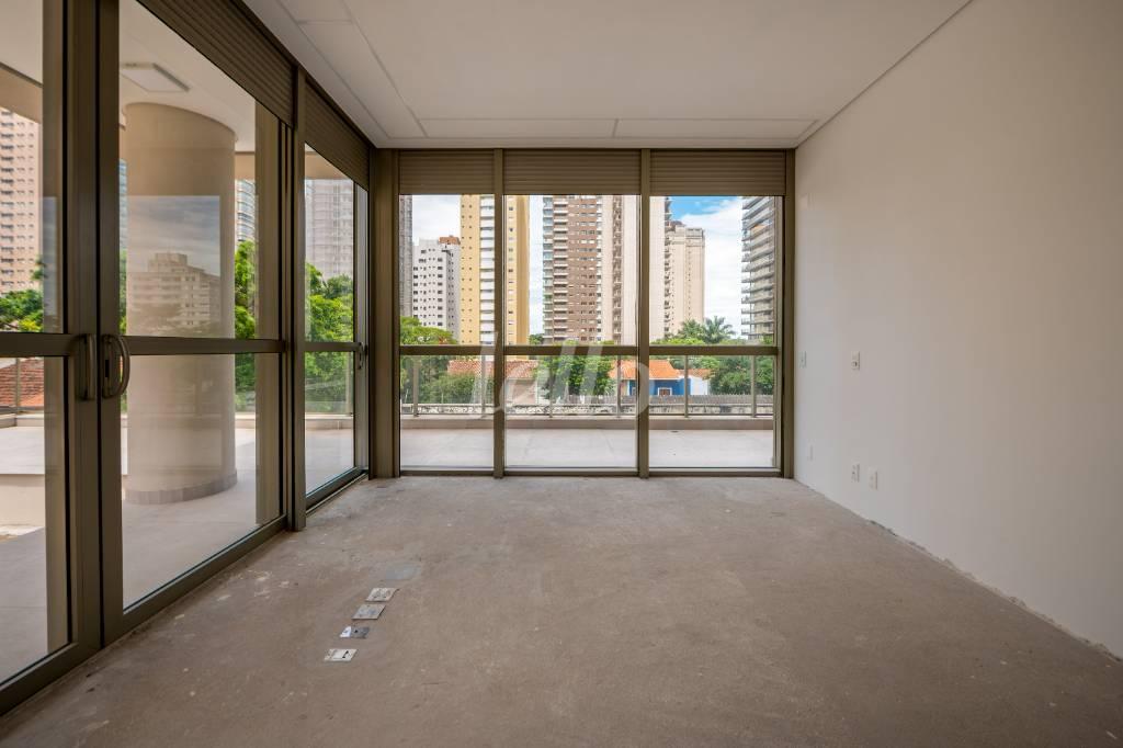 SALA de Apartamento à venda, Padrão com 520 m², 3 quartos e 5 vagas em Paraíso - São Paulo
